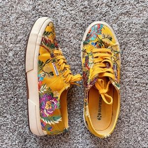 LAST CHANCE!! - SUPERGA Satin Floral Sneaker